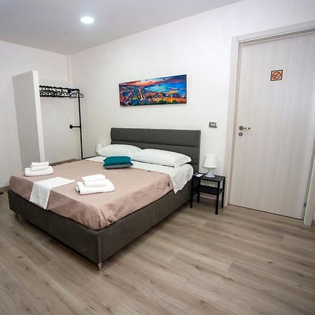 Na City Rooms Nápoles Exterior foto