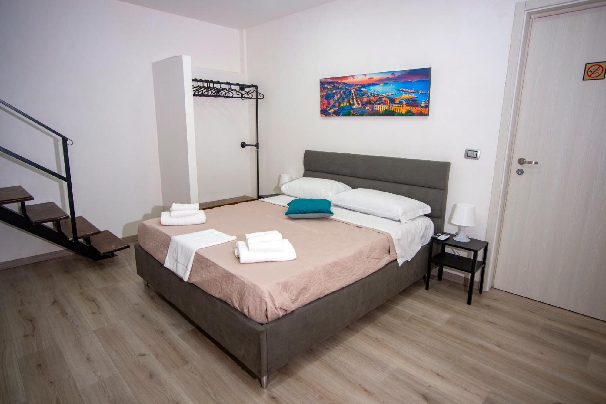 Na City Rooms Nápoles Exterior foto